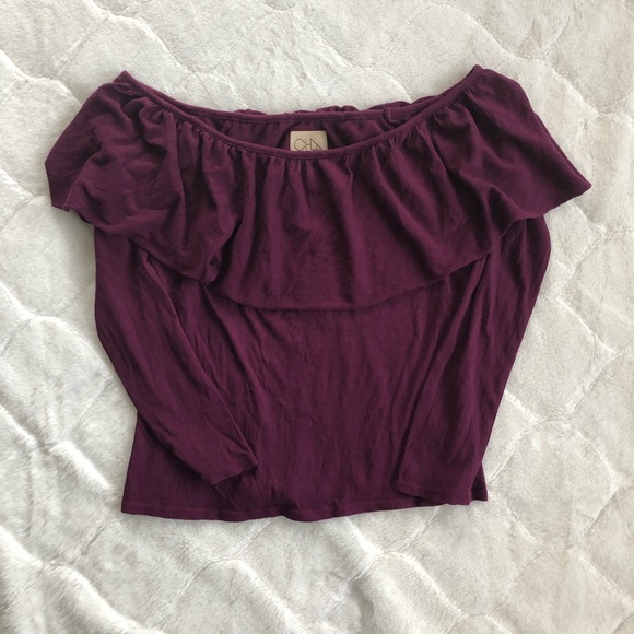 Chaser Ruffle Off Shoulder Tee - Picture 4 of 8